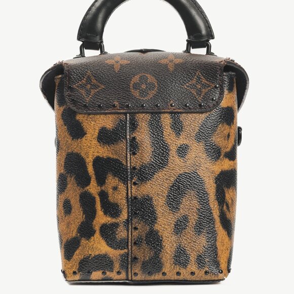 Louis Vuitton Camera Box Wild & Marron Monogram Canvas Handbag - Picture 5 of 14